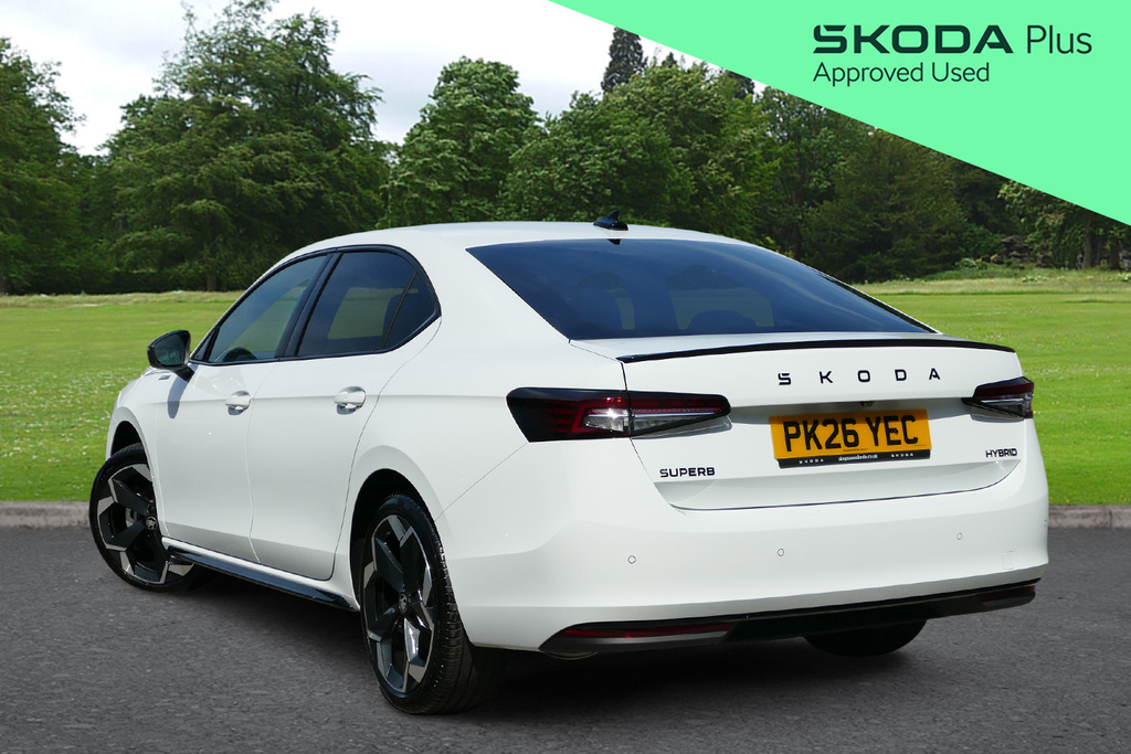 Skoda Superb 1.5 Tsi E-tec Sportline Dsg 0 Ps White #3
