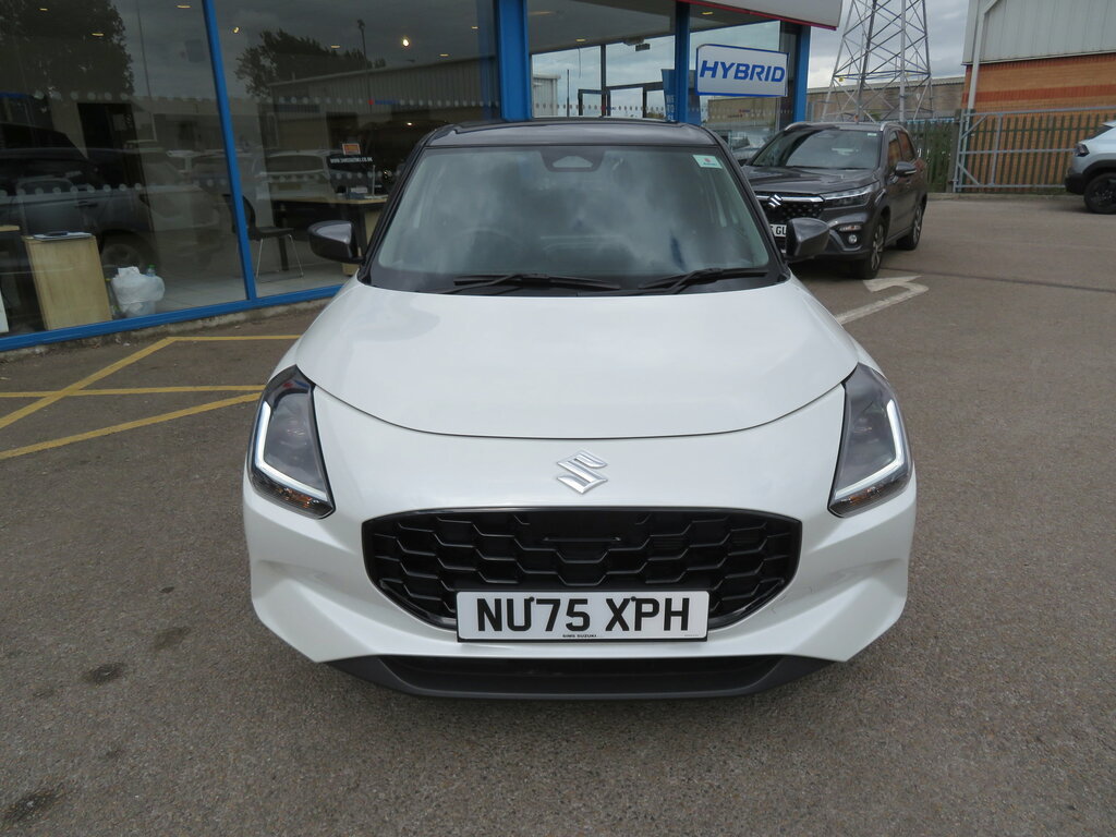 Suzuki Swift Swift Hatchback White #2