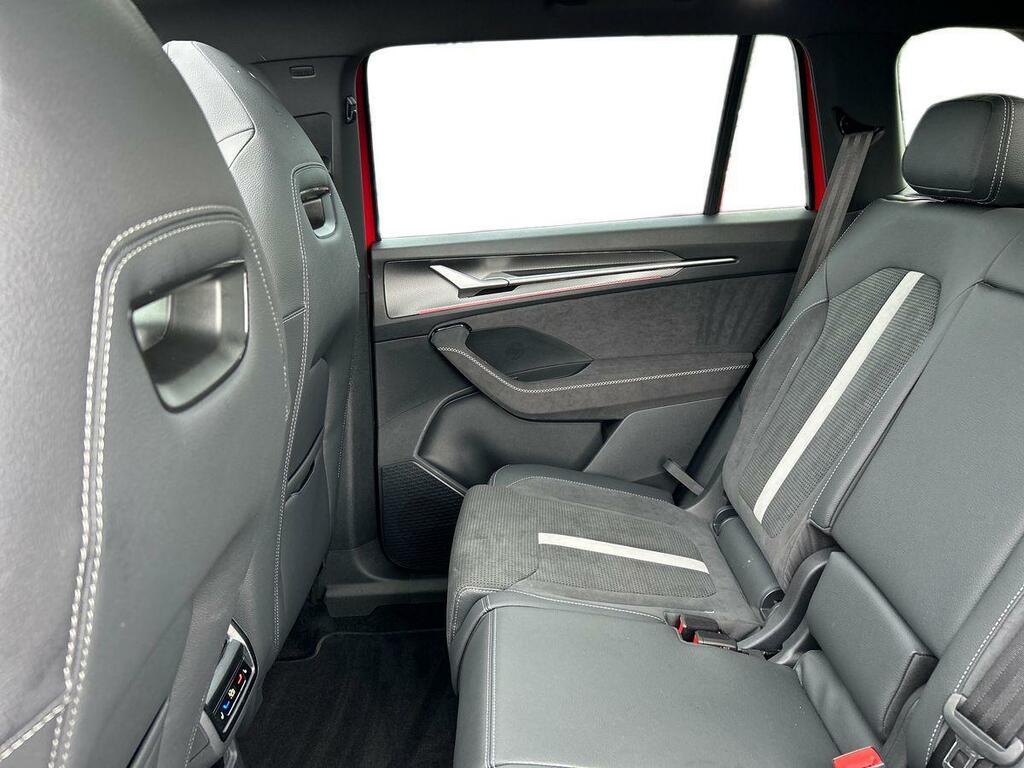 Skoda Kodiaq 1.5 Tsi E-tec Mhev Sportline Dsg Euro 6 Ss DG75EPJ Red #4