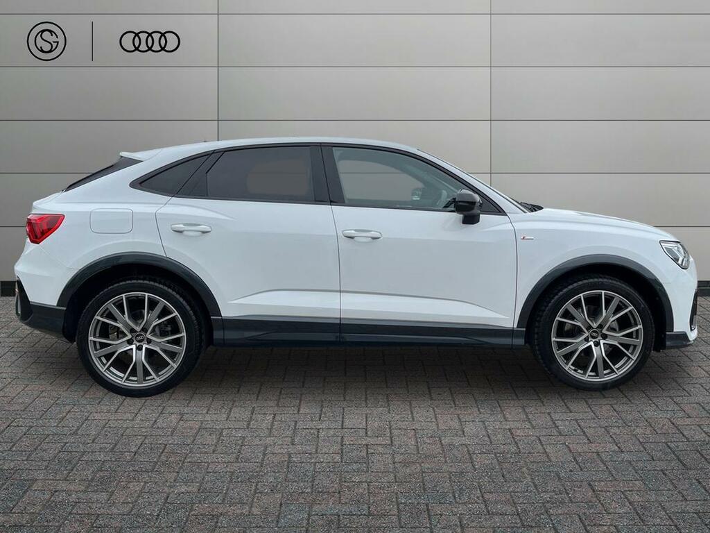 Audi Q3 1.5 Tfsi Cod 35 Black Edition Sportback S Tronic E White #5