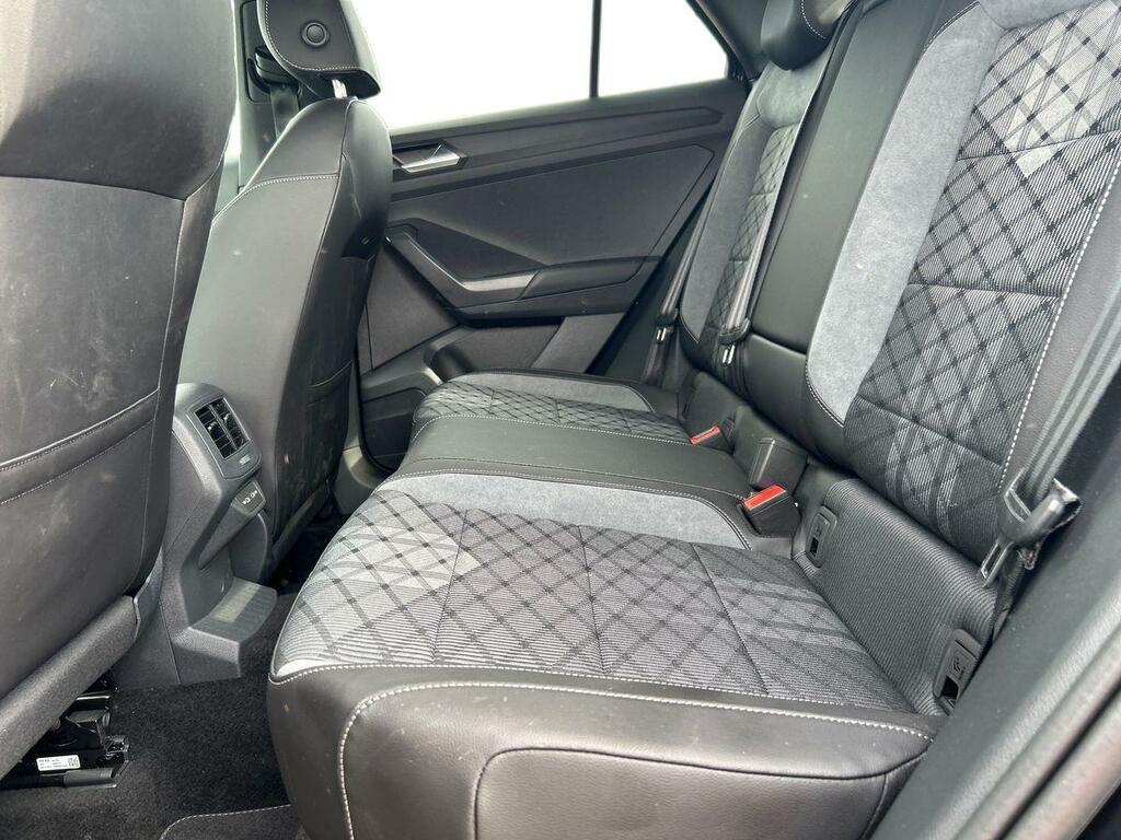 Volkswagen T-Roc 1.5 Tsi R-line Euro 6 Ss CV75ZPG Black #4