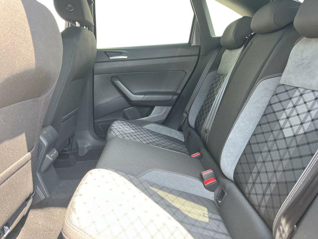 Volkswagen Taigo 1.5 Tsi Black Edition Dsg Euro 6 Ss KS75LZA Grey #4