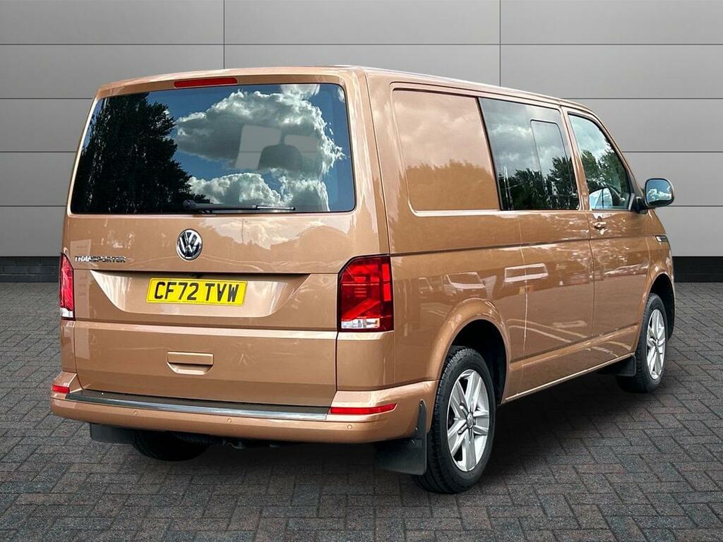 Volkswagen Transporter 2.0 Tdi T32 Highline Kombi Dsg Fwd Swb Euro 6 Ss CF72TVW Brown #4