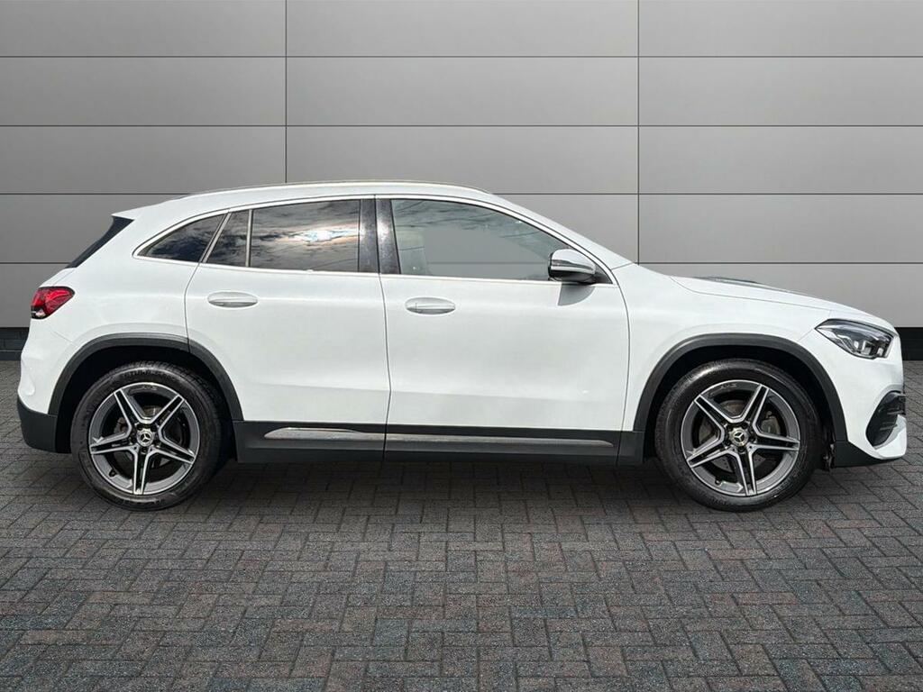 Mercedes-Benz GLA Class 1.3 Gla200 Amg Line 7G-dct Euro 6 Ss CF70YBT White #5