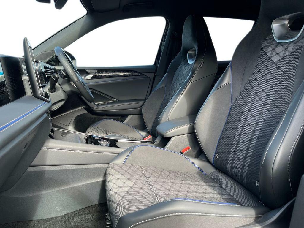 Volkswagen Tiguan 2.0 Tdi R-line Dsg Euro 6 Ss KM75XYN Black #3
