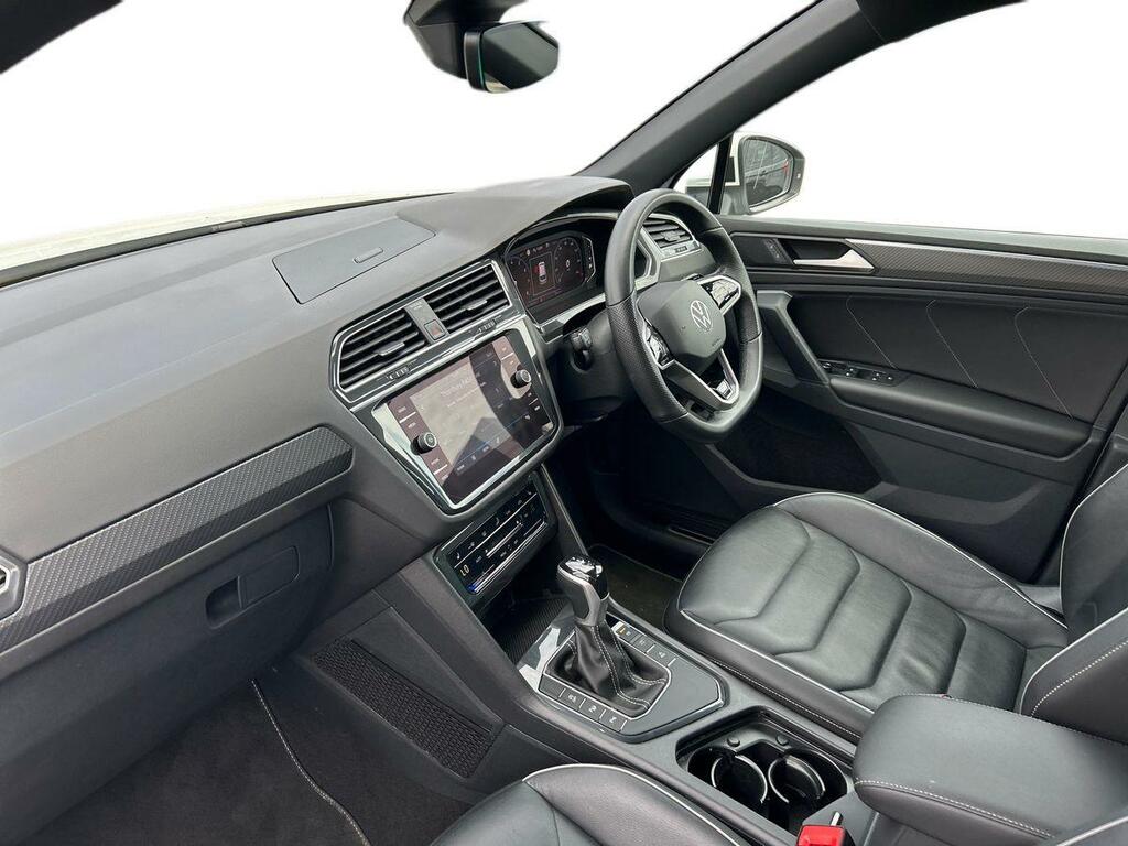 Volkswagen Tiguan 1.5 Tsi R-line Dsg Euro 6 Ss CF73EHX White #3
