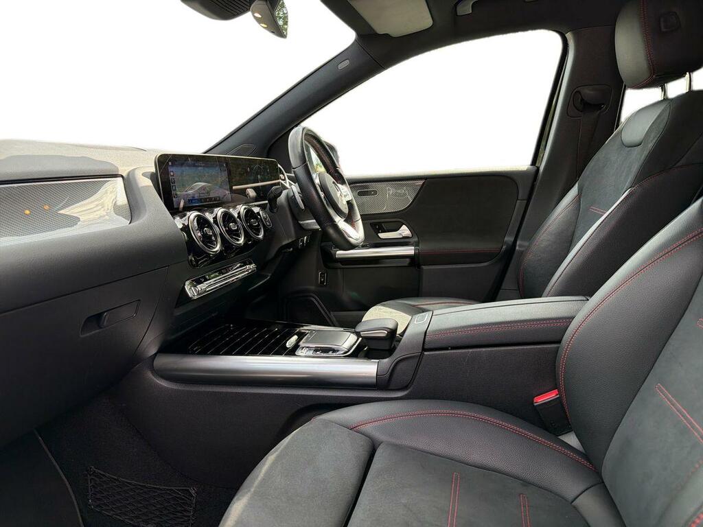 Mercedes-Benz B Class B 200 D Amg Line CU21NVZ Black #3