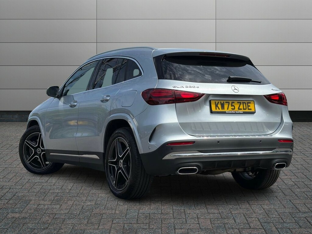 Mercedes-Benz GLA Class 2.0 Gla220d Amg Line Executive 8G-dct 4Matic Eur KW75ZDE Silver #2