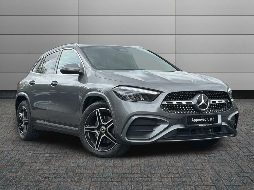 Mercedes-Benz GLA Class Gla 200 D Amg Line Executive Grey