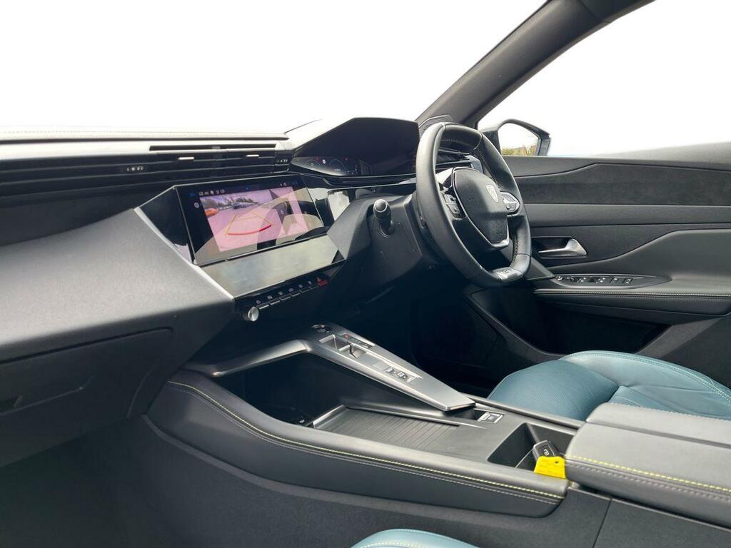 Peugeot 308 SW 1.6 12.4Kwh Gt Premium Estate Plug-in H Blue #3