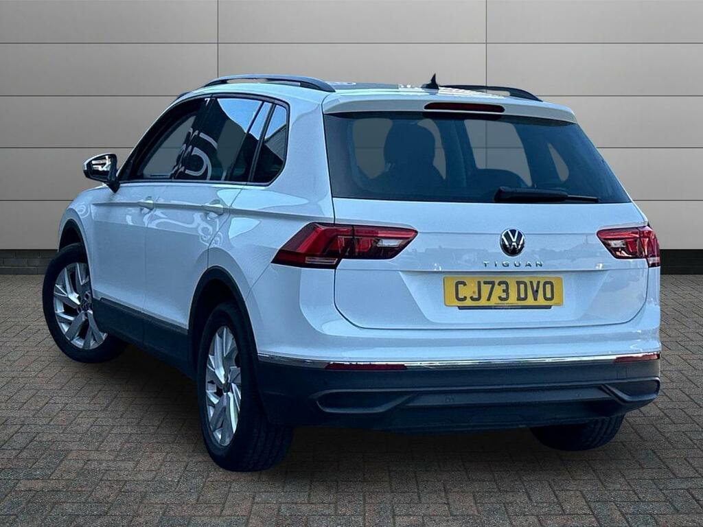 Volkswagen Tiguan 2.0 Tdi Life Dsg Euro 6 Ss CJ73DVO White #2