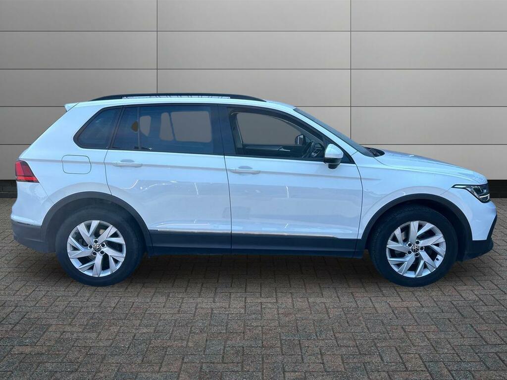 Volkswagen Tiguan 2.0 Tdi Life Dsg Euro 6 Ss CJ73DVO White #5