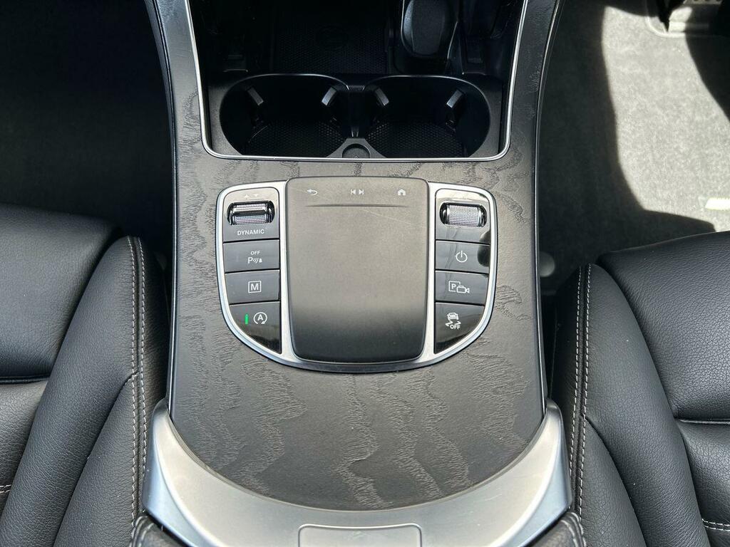 Mercedes-Benz GLC Class Glc 300 Amg Line Premium D 4Matic Grey #31