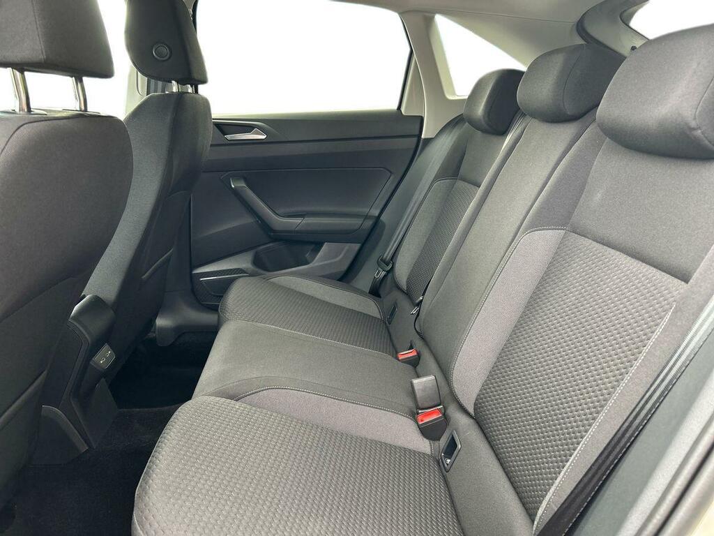 Volkswagen Taigo 1.0 Tsi 115 Match Grey #4