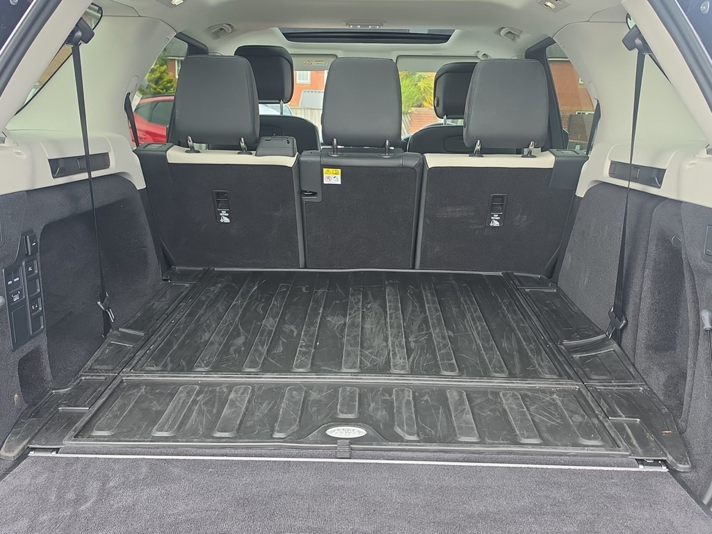 Land Rover Discovery Hse Commercial Black #10