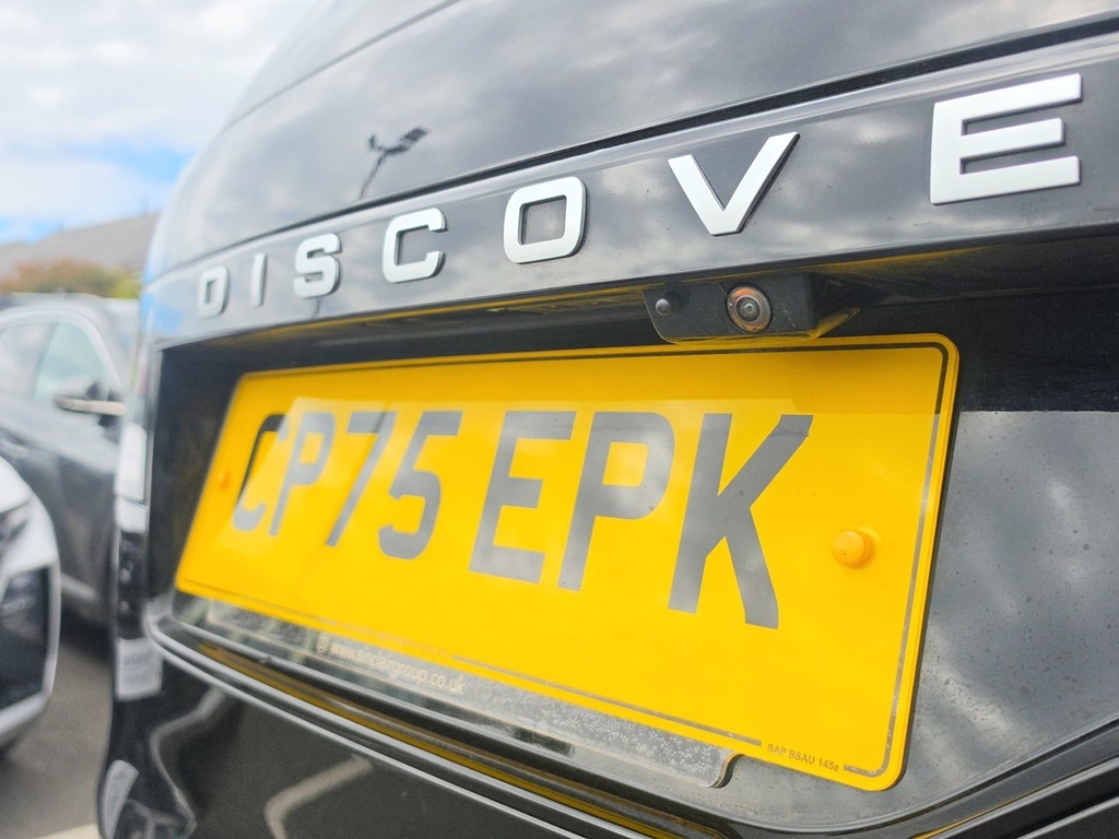 Land Rover Discovery Hse Commercial Black #30