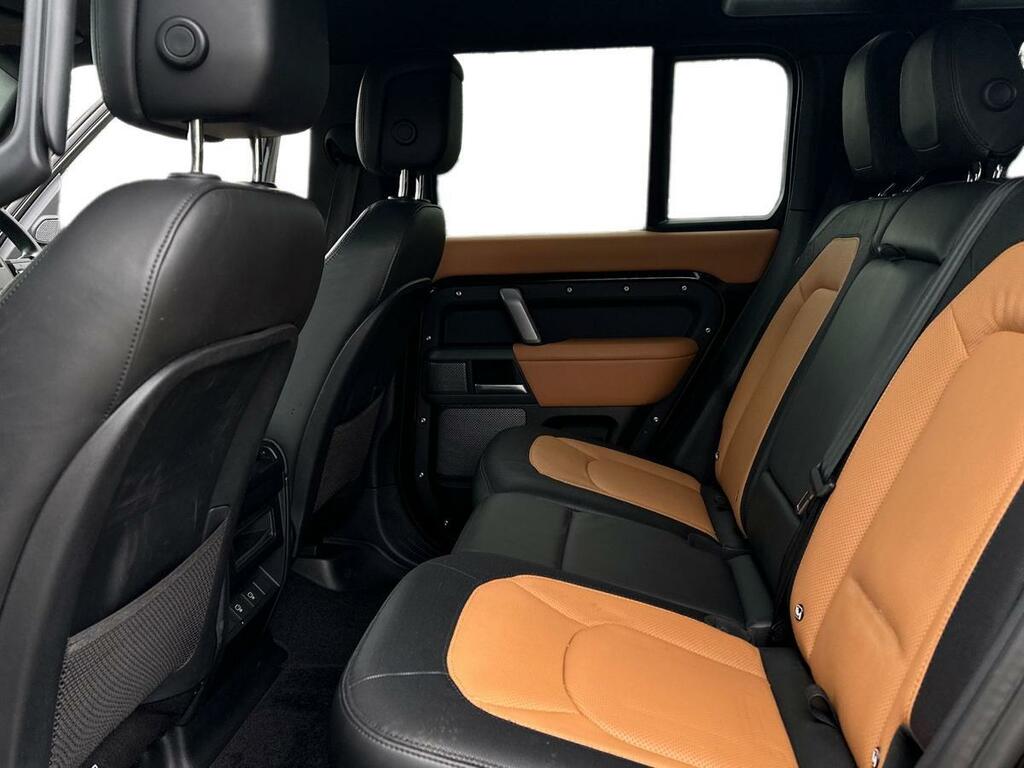 Land Rover Defender 110 2.0 P400e X-dynamic Hse Black #4