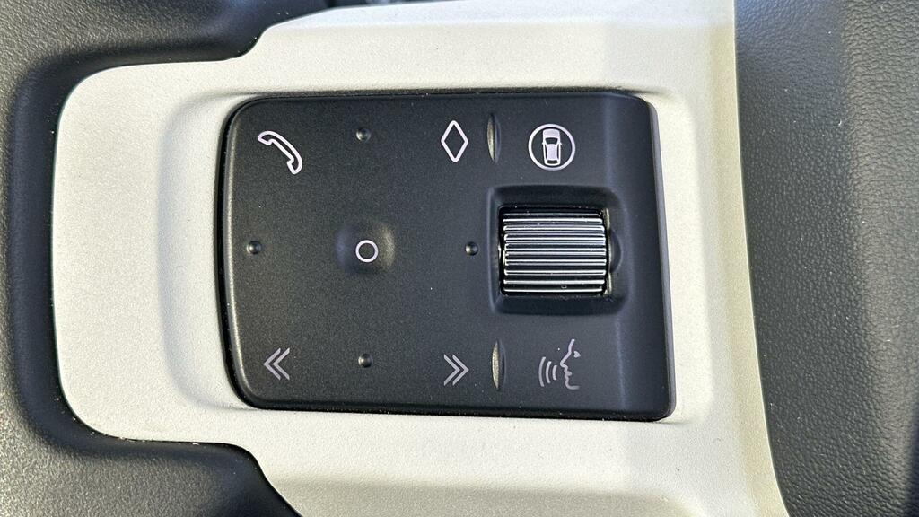 Land Rover Defender 110 110 2024 74 #48