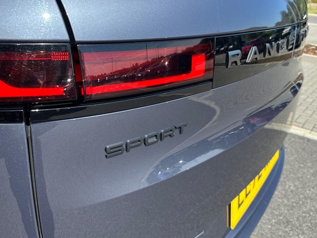 Land Rover Range Rover Sport D300 Hse Silver Black #26