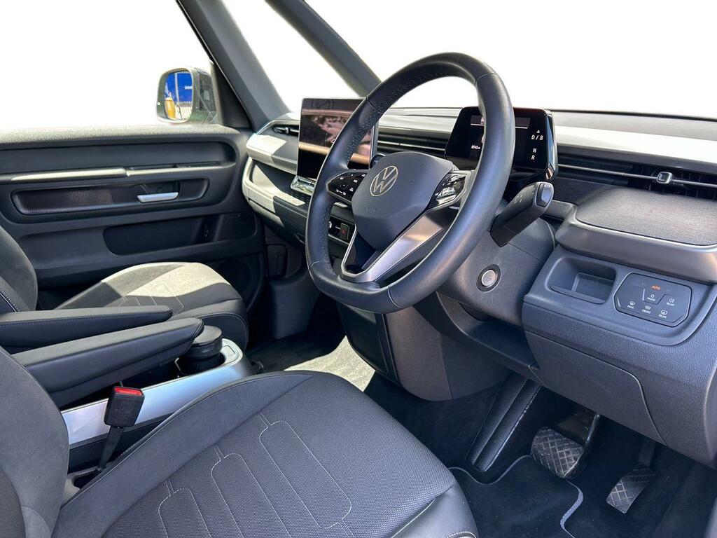 Volkswagen ID.Buzz Pro 79Kwh Life Swb, 5Seat Green #5