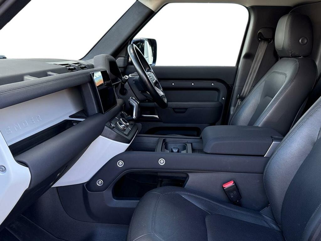 Land Rover Defender 110 3.0 D250 Hard Top S Black #3