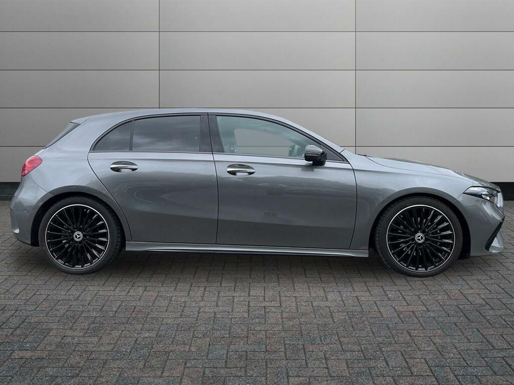 Mercedes-Benz A Class A200 Amg Line Premium 2026 Black #5