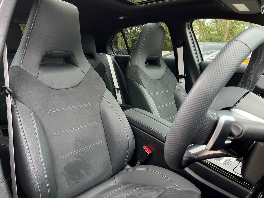Mercedes-Benz A Class A200 Amg Line Premium 2026 Black #21