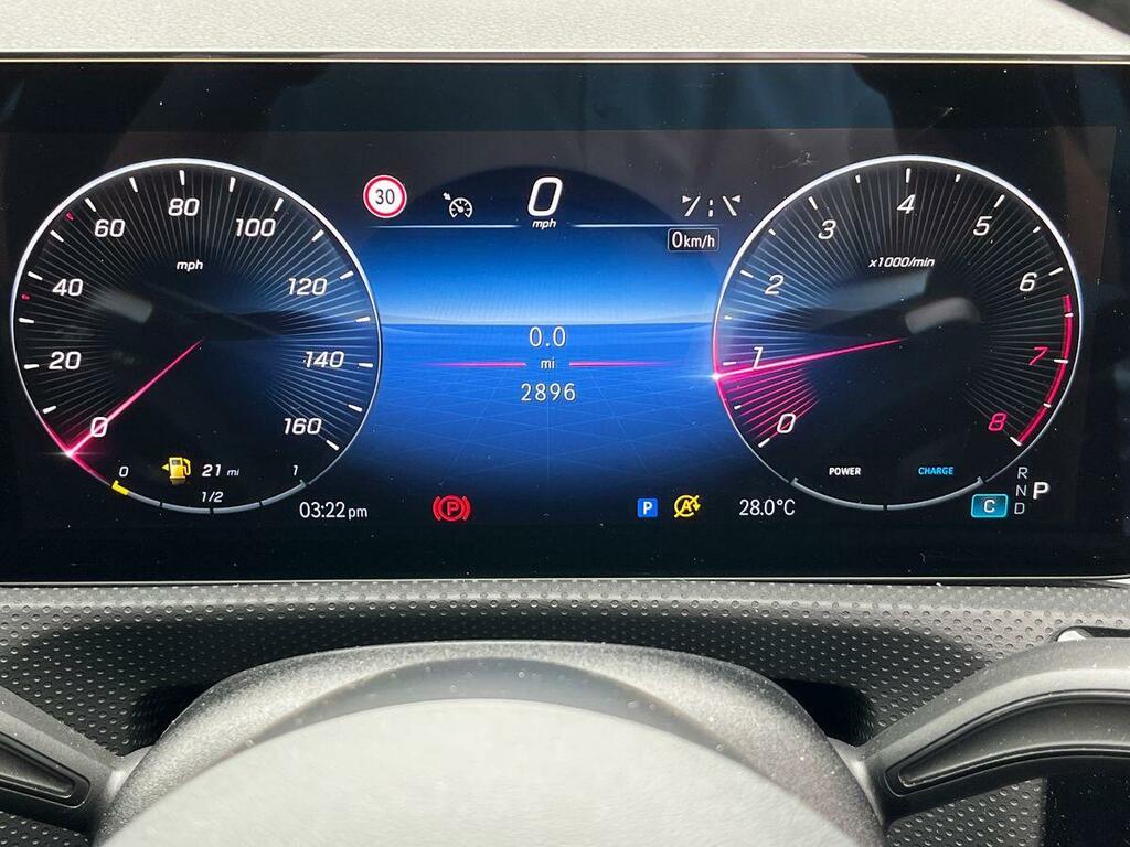 Mercedes-Benz A Class A200 Amg Line Premium 2026 Black #29