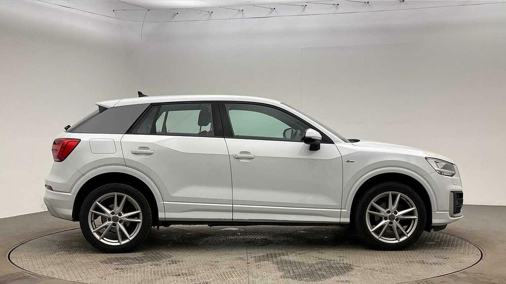Audi Q2 1.5 Tfsi Cod 35 Sport Suv Euro 6 White #4