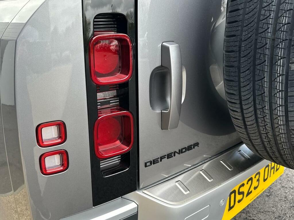 Land Rover Defender 110 Defender 3.0 D300 X-dynamic Hse 110 Estat Grey #25