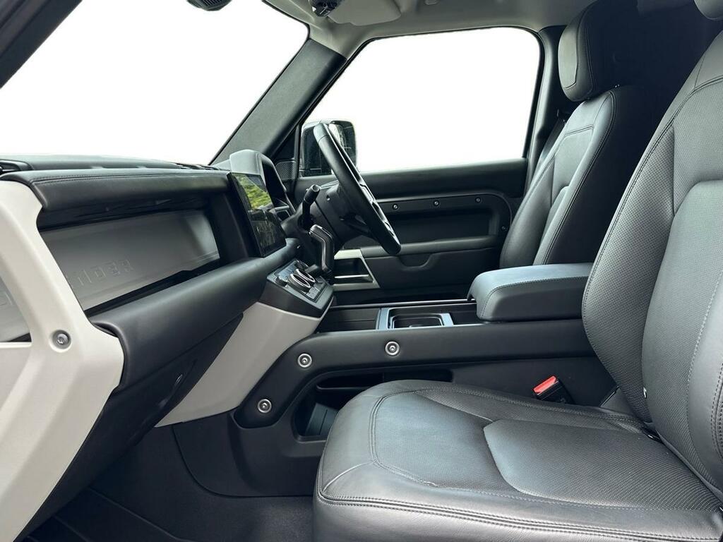 Land Rover Defender 110 3.0 D250 Hard Top Hse Grey #3