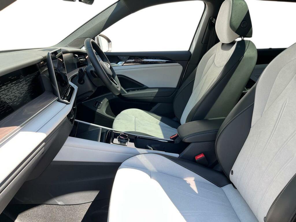 Volkswagen Tayron 1.5 Tsi Ehybrid 19.7Kwh Elegance Dsg Euro 6 Ss Silver #3