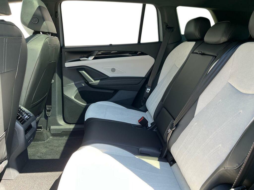 Volkswagen Tayron 1.5 Tsi Ehybrid 19.7Kwh Elegance Dsg Euro 6 Ss Silver #4