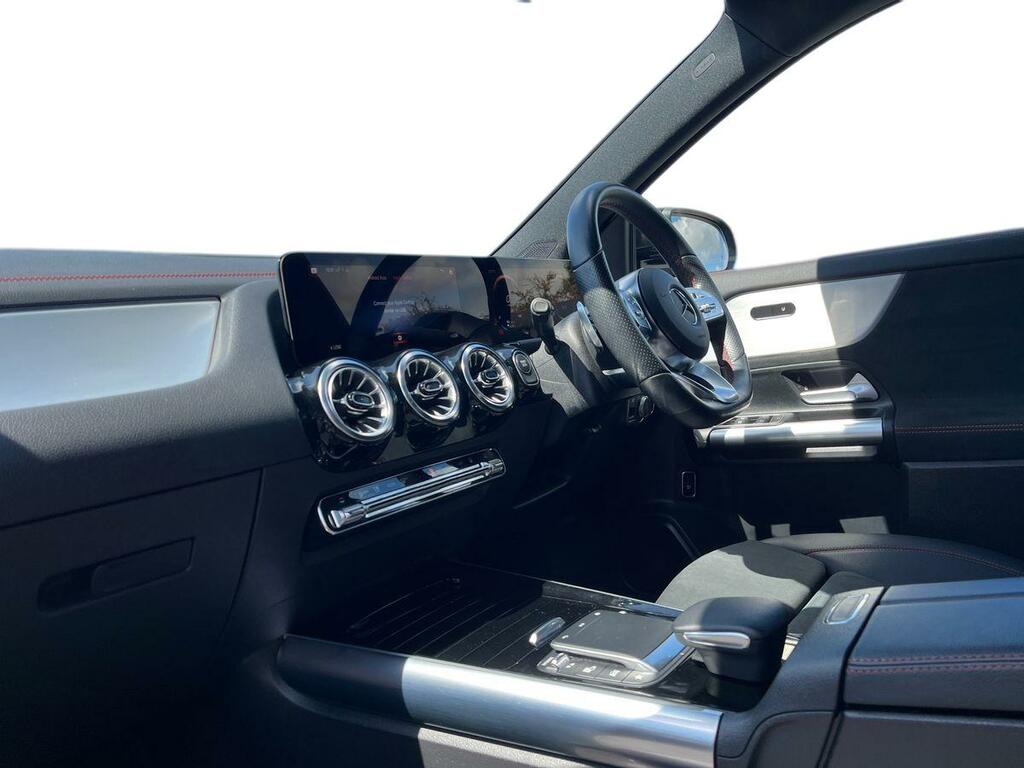 Mercedes-Benz EQA Eqa 250 70.5Kwh Amg Line Suv 1 Black #3