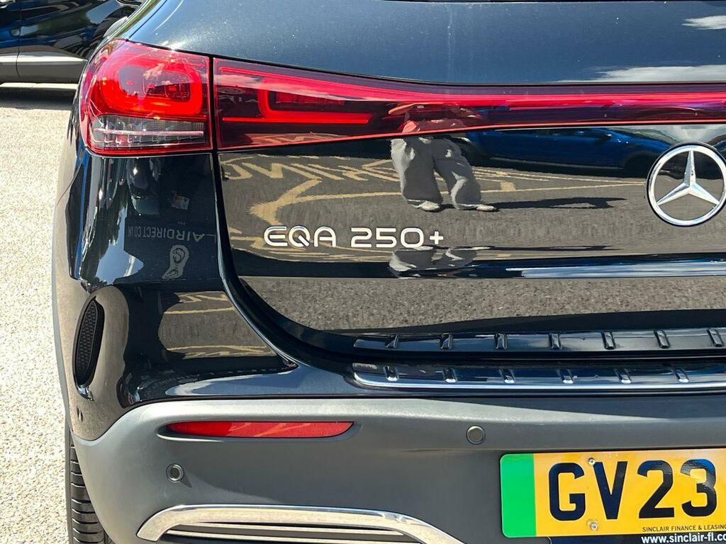 Mercedes-Benz EQA Eqa 250 140Kw Amg Line Premium 66.5Kwh Black #18