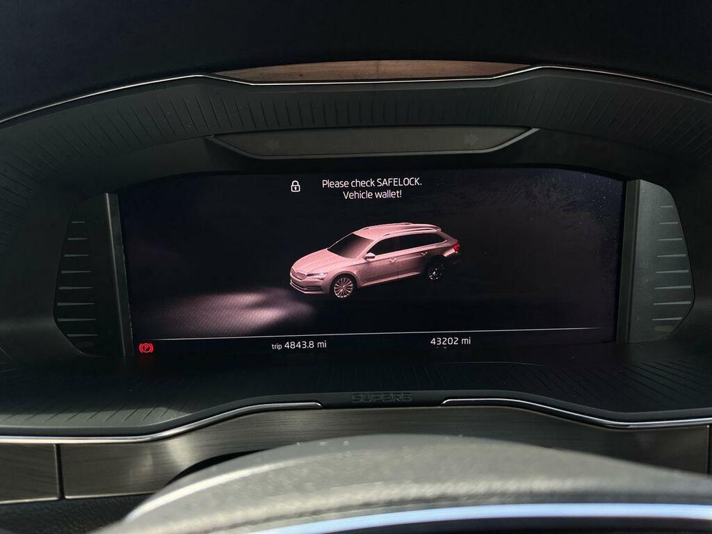 Skoda Superb 2.0 Tdi Cr Sport Line Plus Dsg Hatchback Grey #43