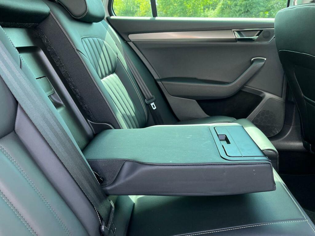 Skoda Superb 2.0 Tdi Cr Sport Line Plus Dsg Hatchback Grey #28