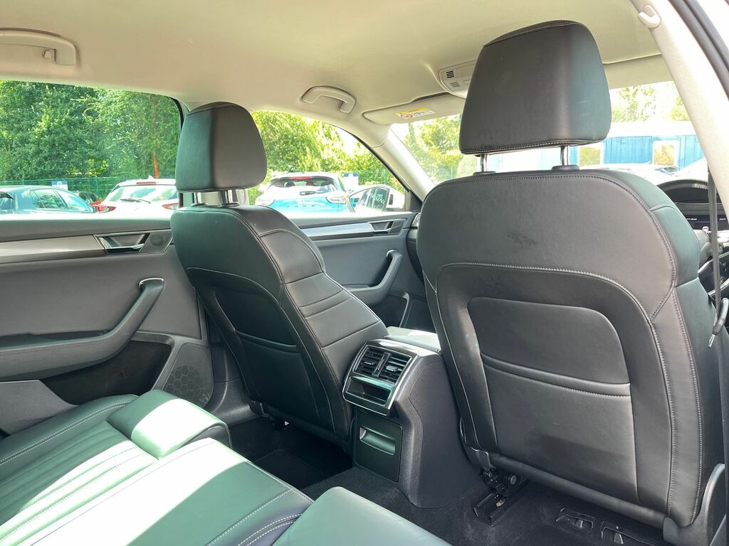 Skoda Superb 2.0 Tdi Cr Sport Line Plus Dsg Hatchback Grey #25