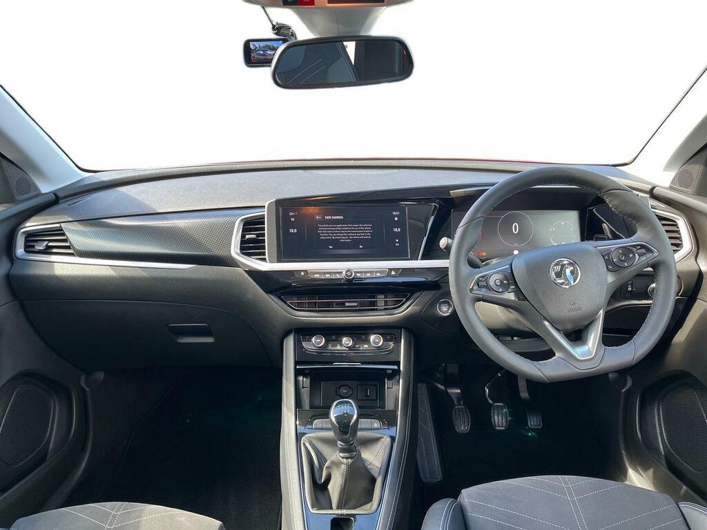Vauxhall Grandland 157Kw Ultimate 73Kwh White #9