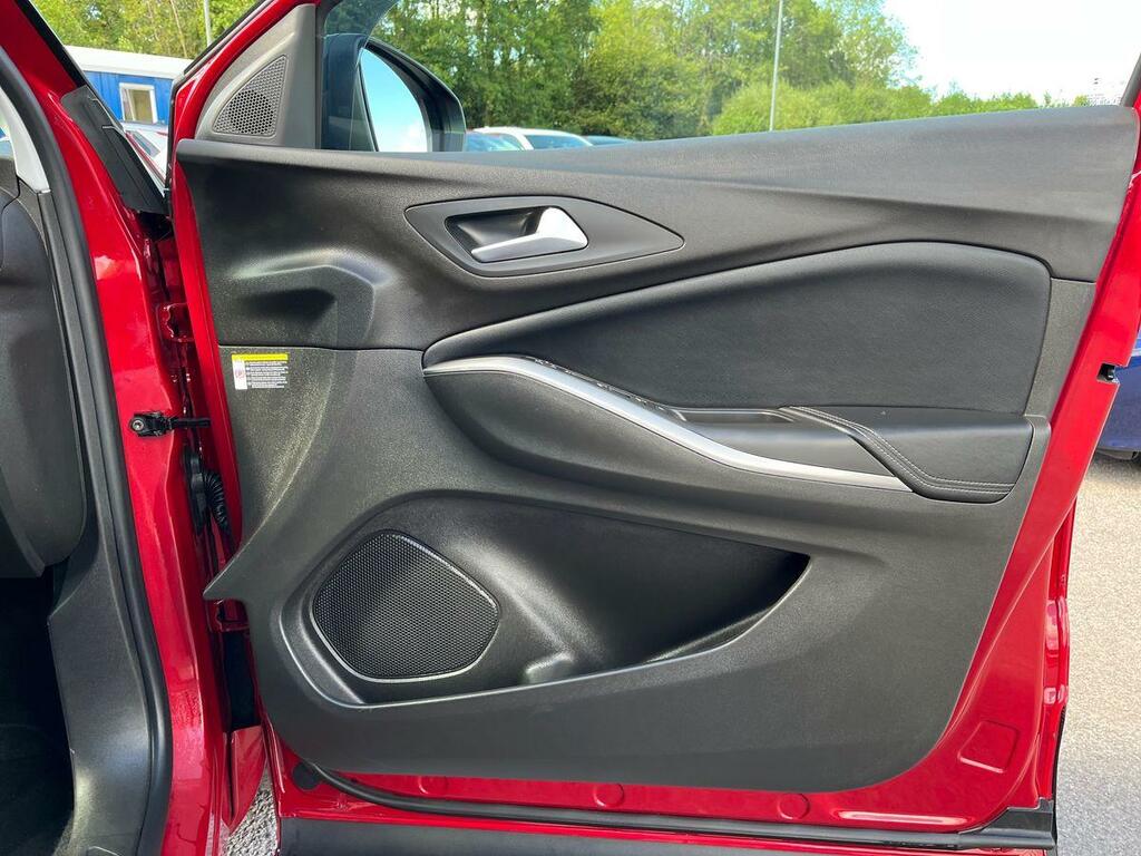 Vauxhall Grandland 157Kw Ultimate 73Kwh White #27