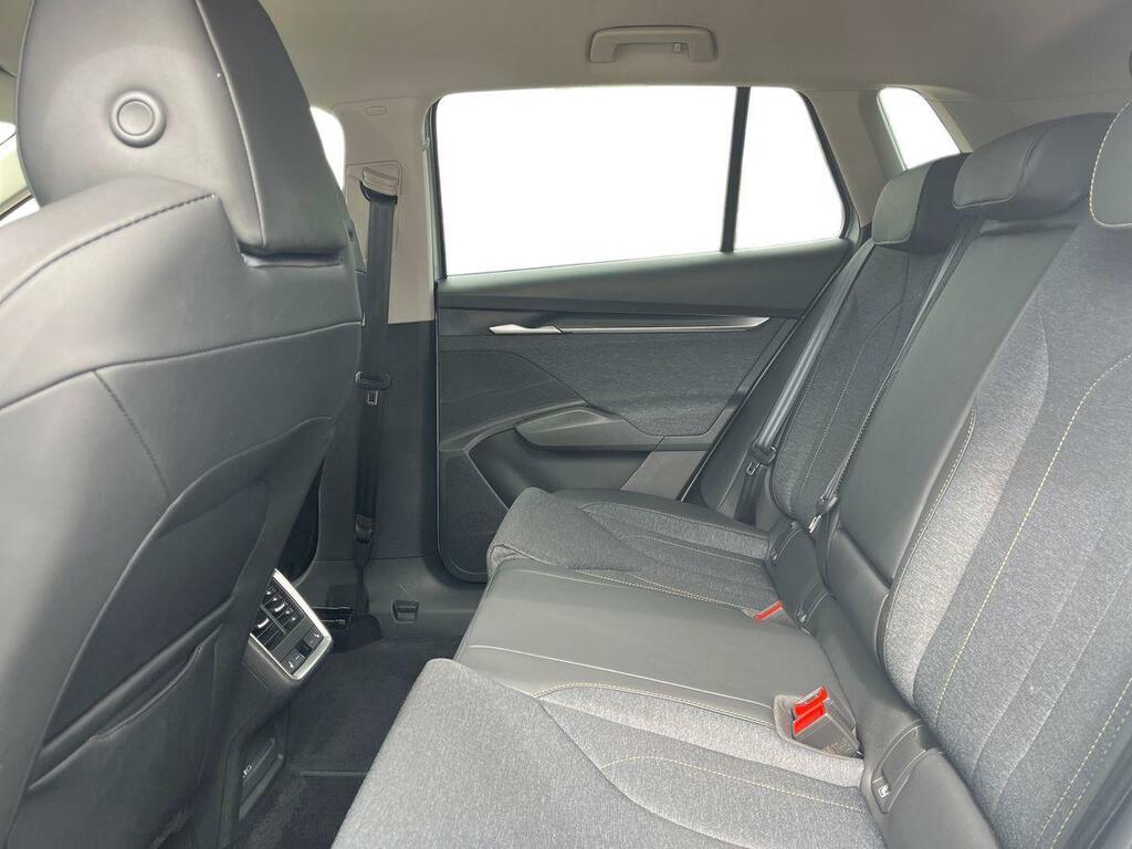 Skoda Elroq 82Kwh 85 Edition Suv 286 Ps Silver #4
