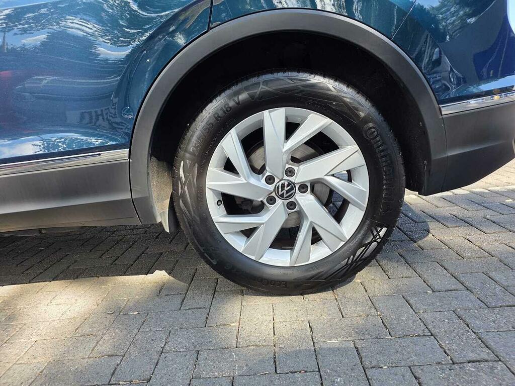 Volkswagen Tiguan 1.5 Tsi Life Dsg Euro 6 Ss CV73UKA Blue #5