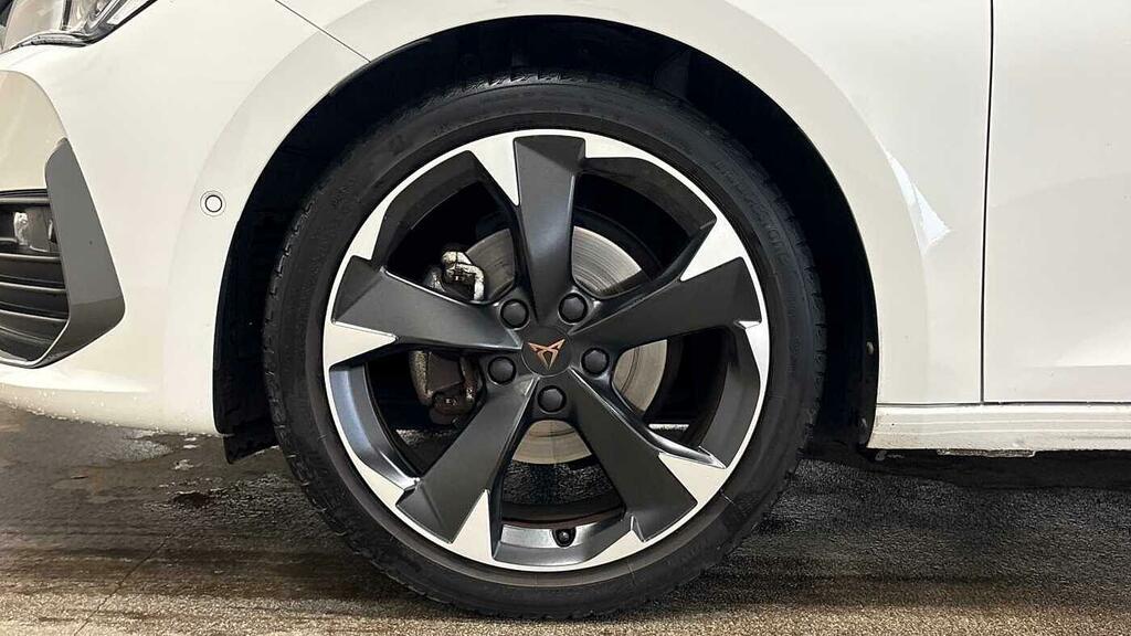 Cupra Leon 1.5 Tsi V1 White #5