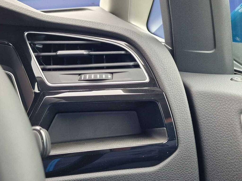 Volkswagen Touran Tsi Evo Dsg Se Silver #25