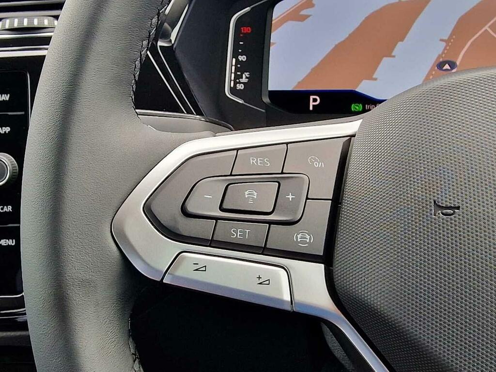 Volkswagen Touran Tsi Evo Dsg Se Silver #18