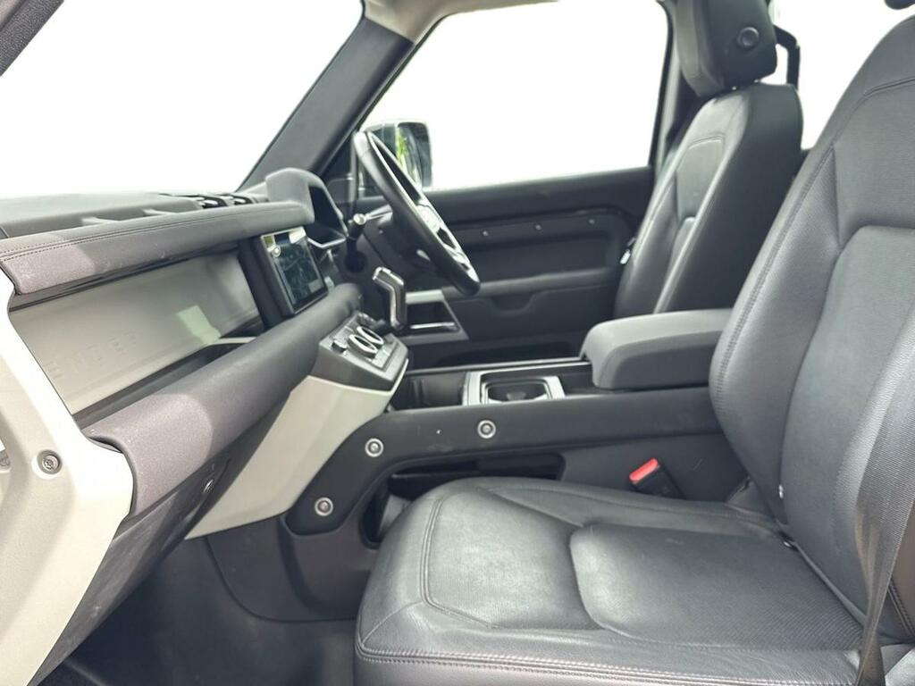 Land Rover Defender 110 2.0 P400e Xs Edition Black #3