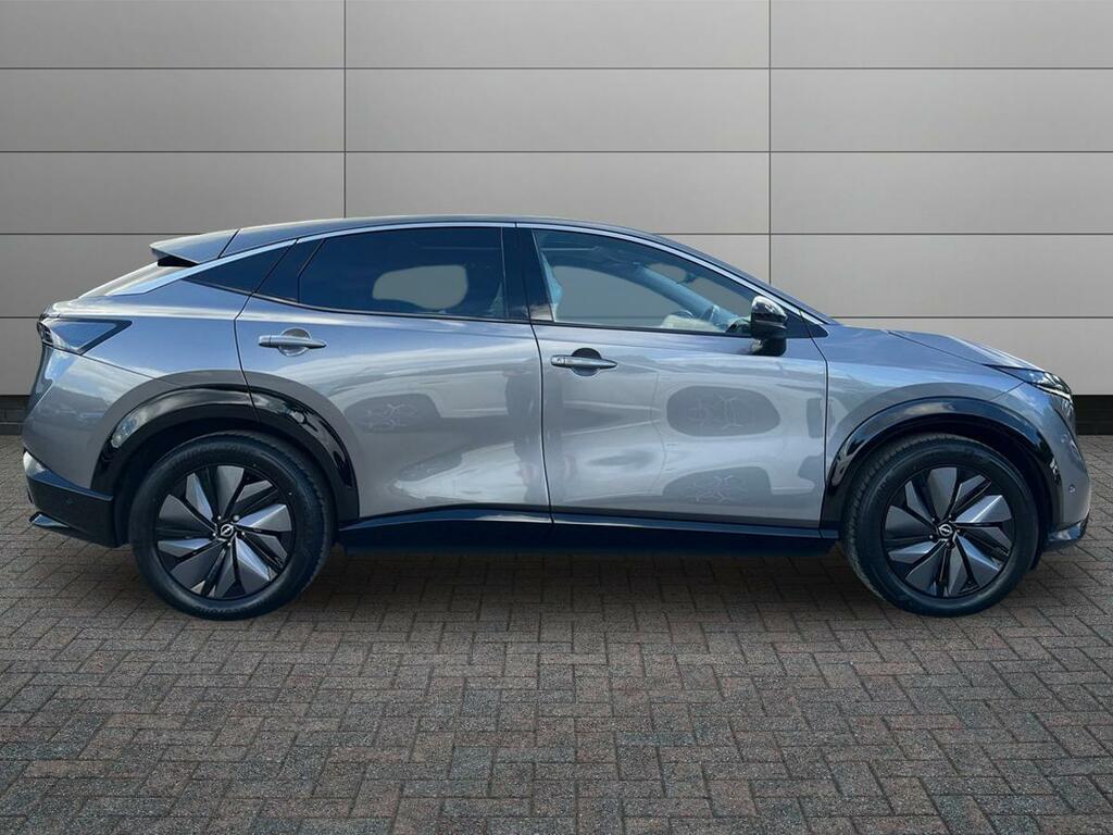 Nissan Ariya 87Kwh Evolve Suv 22Kw Charger 2 Grey #5
