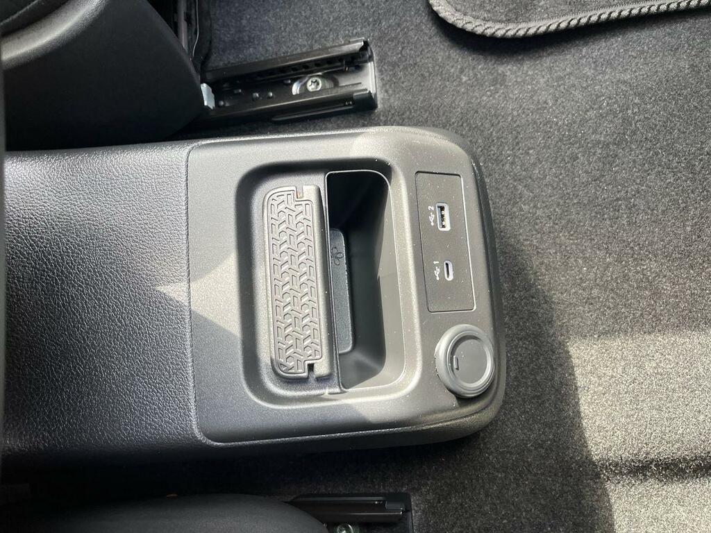 Nissan Ariya 160Kw Engage 63Kwh Black #37