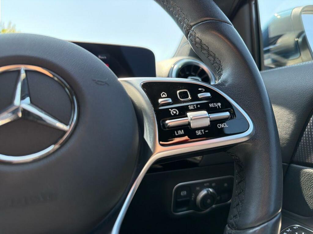 Mercedes-Benz GLA Class 1.3 Gla200h Mhev Sport Executive 7G-dct Euro 6 Grey #14