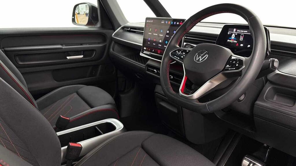 Volkswagen ID.Buzz 250Kw Gtx Pro 86Kwh 4Motion Lwb 7 Seat Red #6